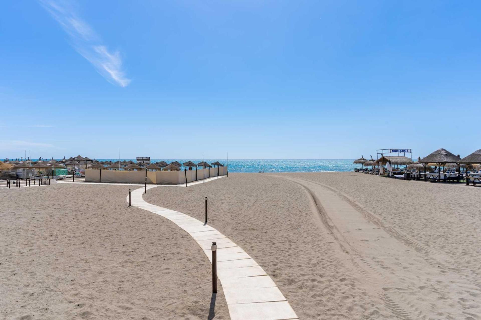 Torremolinos Playamar Primera Linea De Playa Urb. La Farola Exteriör bild