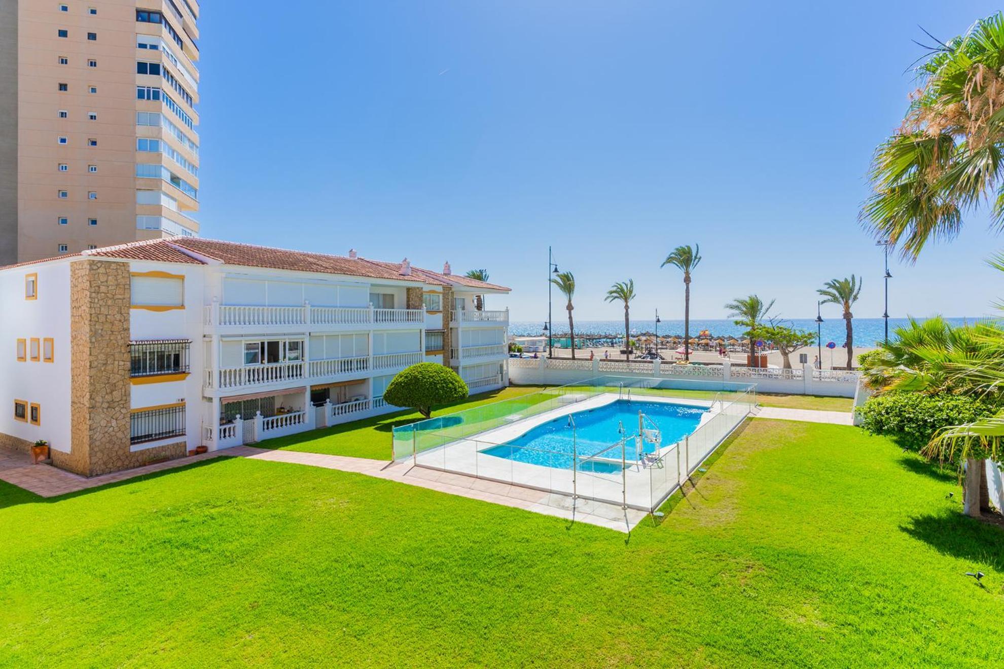 Torremolinos Playamar Primera Linea De Playa Urb. La Farola Exteriör bild